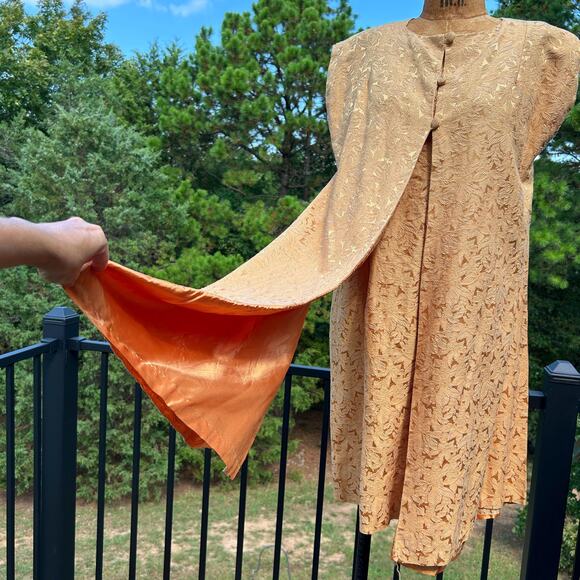 Vintage 60s Gold Brocade Space Age Avant Garde Wiggle Dress + Vest Overlay L - Picture 1 of 6